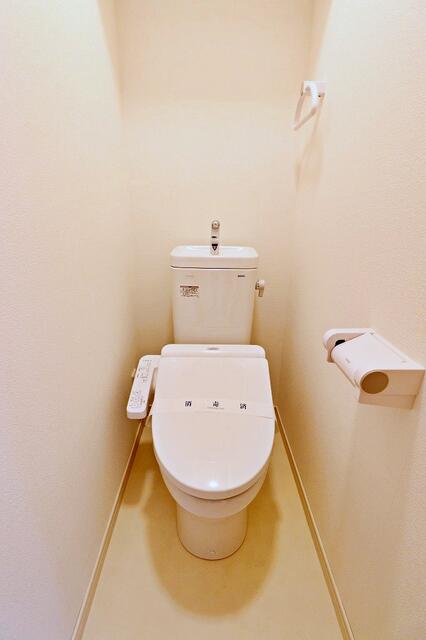 トイレ　バストイレ別