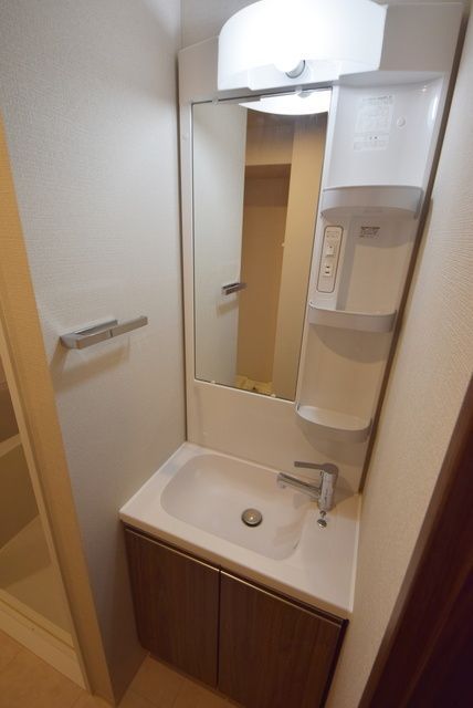 洗面設備　（別タイプ参考写真）ハイズ田端IIイースト　荒川区西尾久4