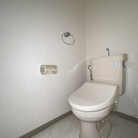 トイレ　同仕様タイプです