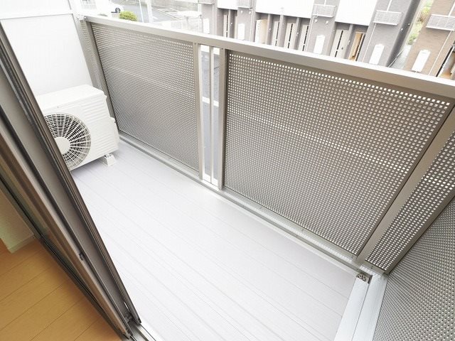 バルコニー　※別号室の写真です