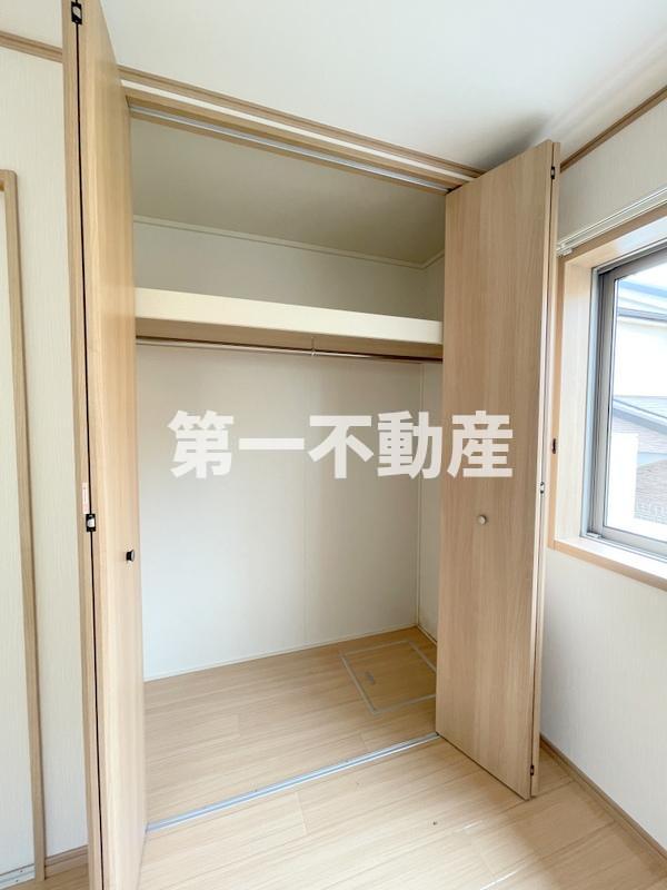 収納　6.3帖洋室