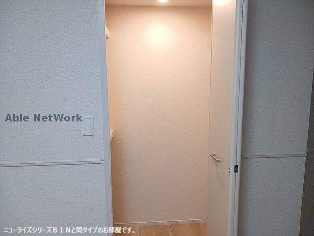 収納　※同モデルイメージ
