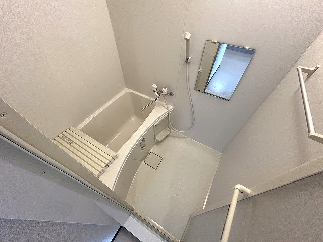 バス・シャワールーム　参考写真。