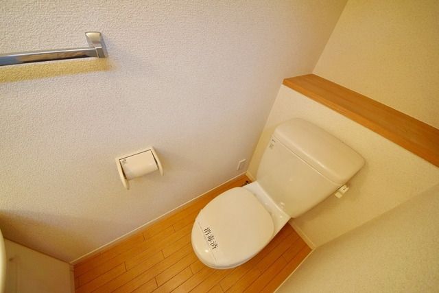 トイレ　別部屋参考写真