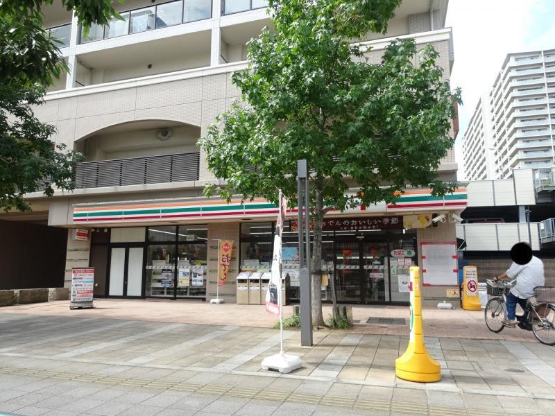 コンビニ　セブン-イレブン 足立西新井栄町１丁目店（コンビニ）まで180m