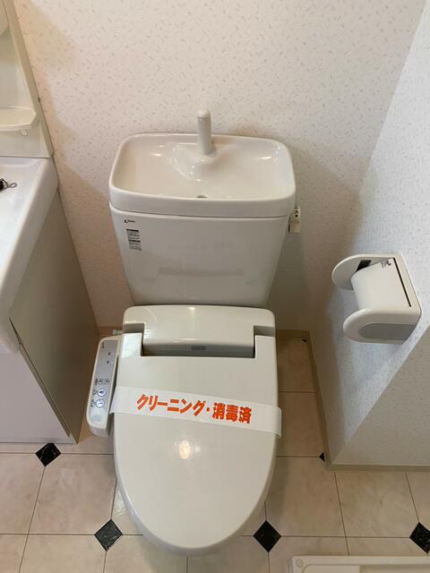 トイレ　別号室参考画像
