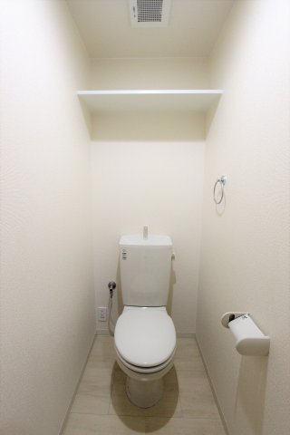 トイレ　参考写真です。現況優先。