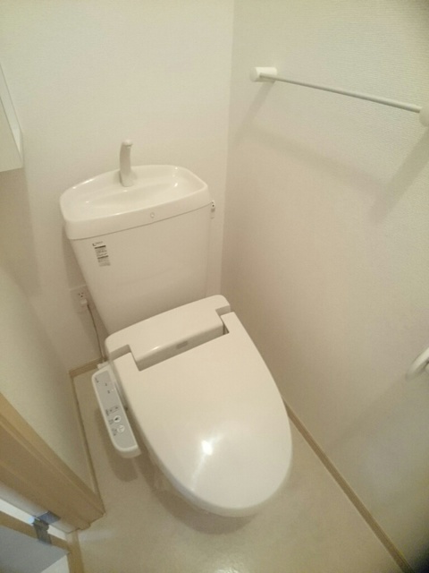 トイレ　トイレ