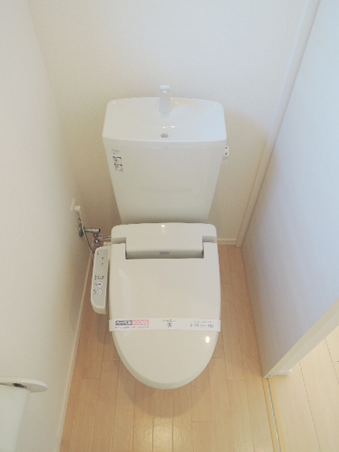 トイレ　あると嬉しい温水洗浄便座付のトイレ