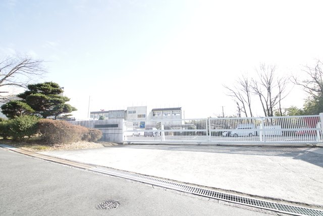 小学校　日進市立相野山小学校（小学校）まで2195m