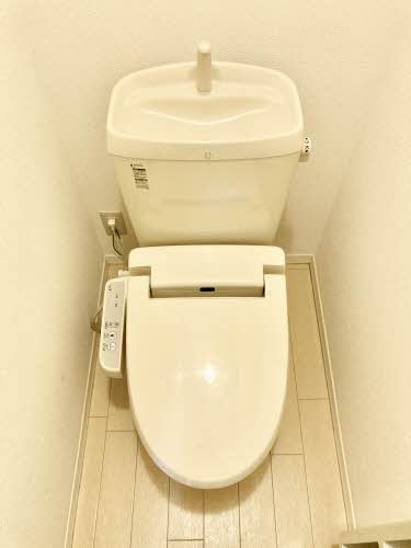 トイレ　同型物件の内観写真です