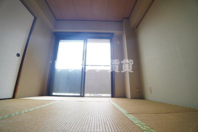 ＪＲ総武線 千葉駅 徒歩15分 6階建 築38年の内装写真