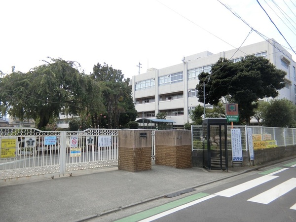 小学校　さいたま市立東大成小学校（小学校）まで1305m