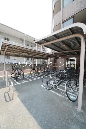 その他共有部分　駐輪場あります。
