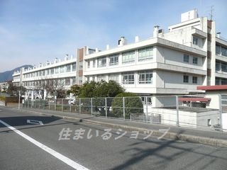 【クラオカハイツ　Ｂの小学校】