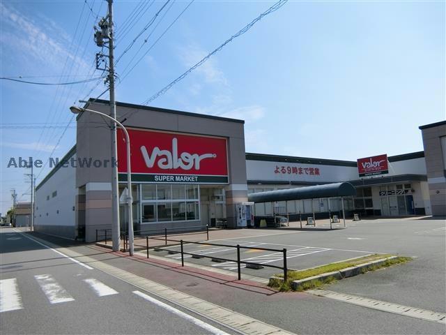 【碧南市入船町のアパートのスーパー】