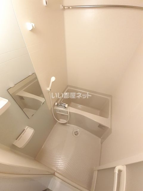 【東大阪市瓢箪山町のアパートのバス・シャワールーム】