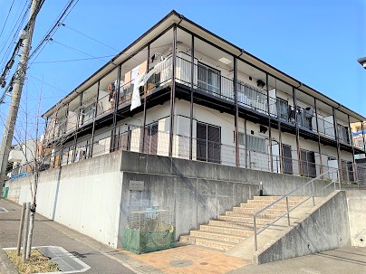 吉村ハイツ第一の建物外観