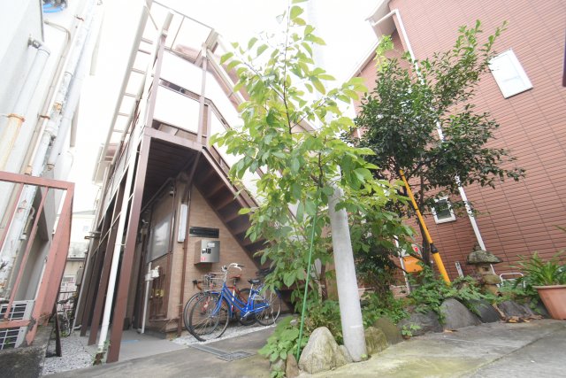 アロハレガシィの外観