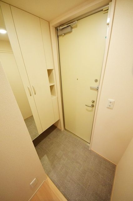 玄関　★★大きなシューズボックス付き玄関★★