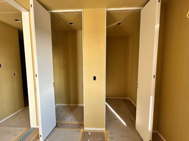 収納　ウォークインクローゼット