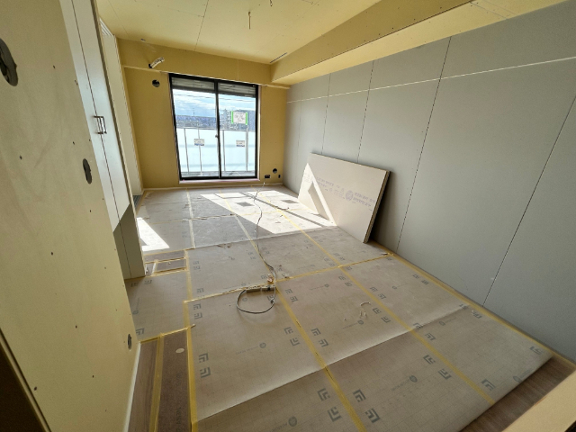 その他部屋・スペース　縦長のリビング