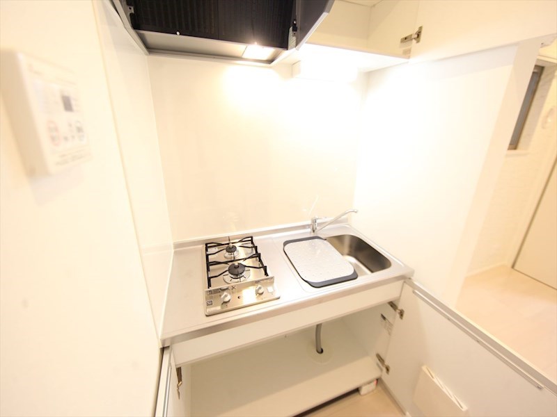 キッチン　システムキッチン（ガス2口コンロ付）　同仕様写真