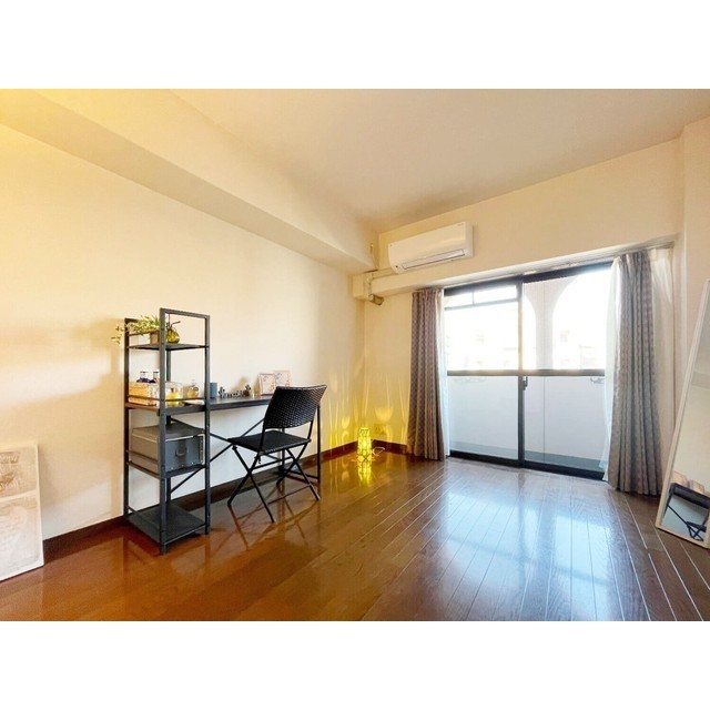 居室・リビング　家具付きではありません