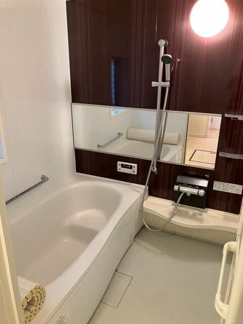 バス・シャワールーム　お風呂です