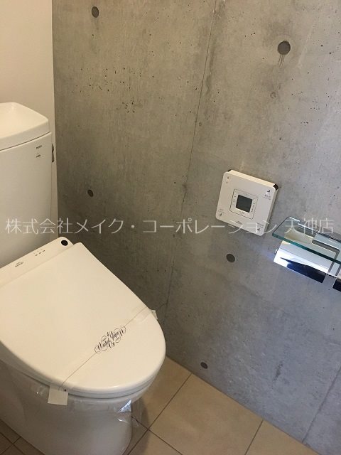 トイレ　反転タイプ