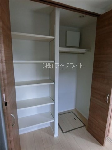 収納　クローゼット