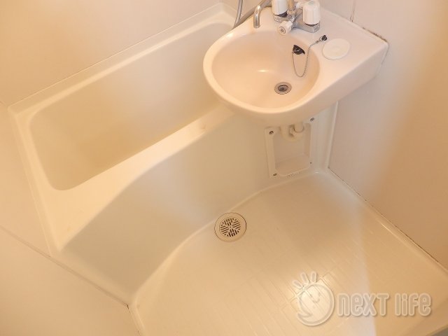 バス・シャワールーム　セリジェ