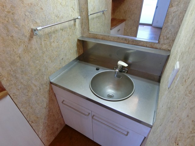 洗面設備　※別部屋のイメージ写真です。