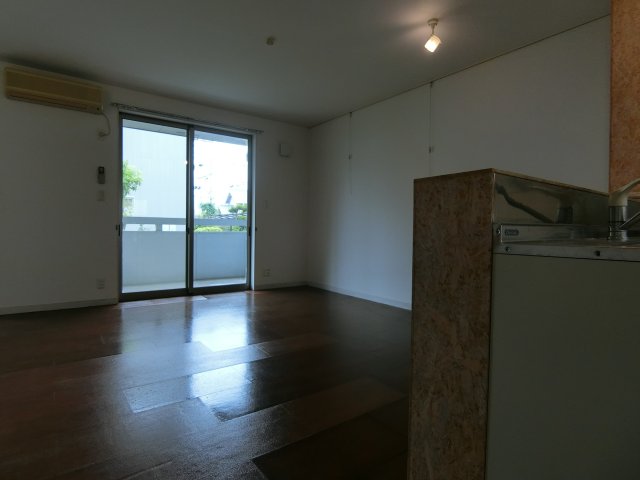 居室・リビング　※別部屋のイメージ写真です。