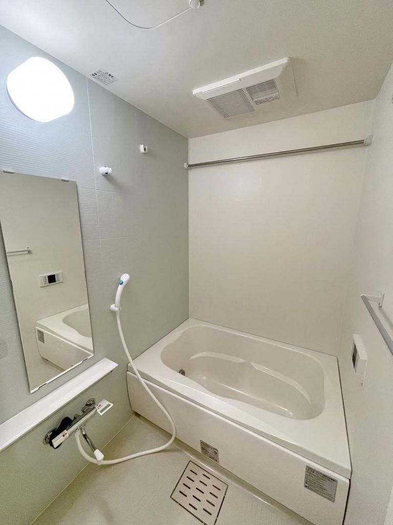 バス・シャワールーム　バス