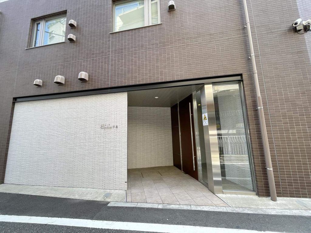 エントランス　エントランス