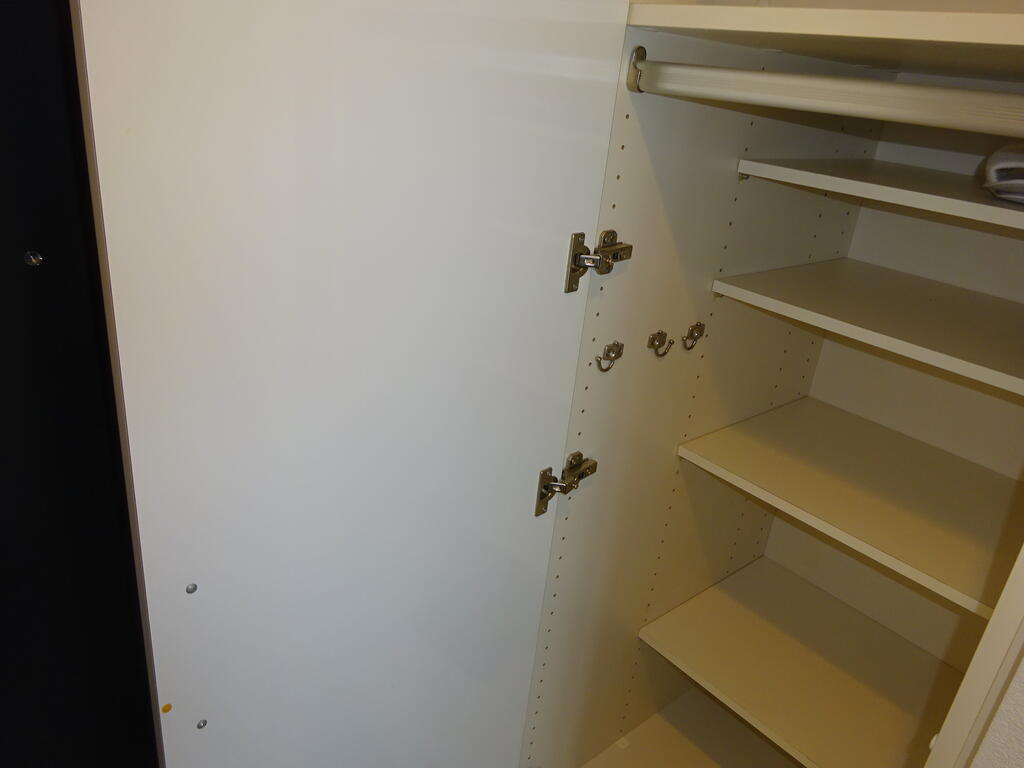 収納　シューズボックス