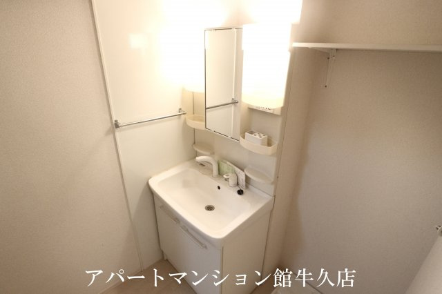 洗面設備　シャンプードレッサー