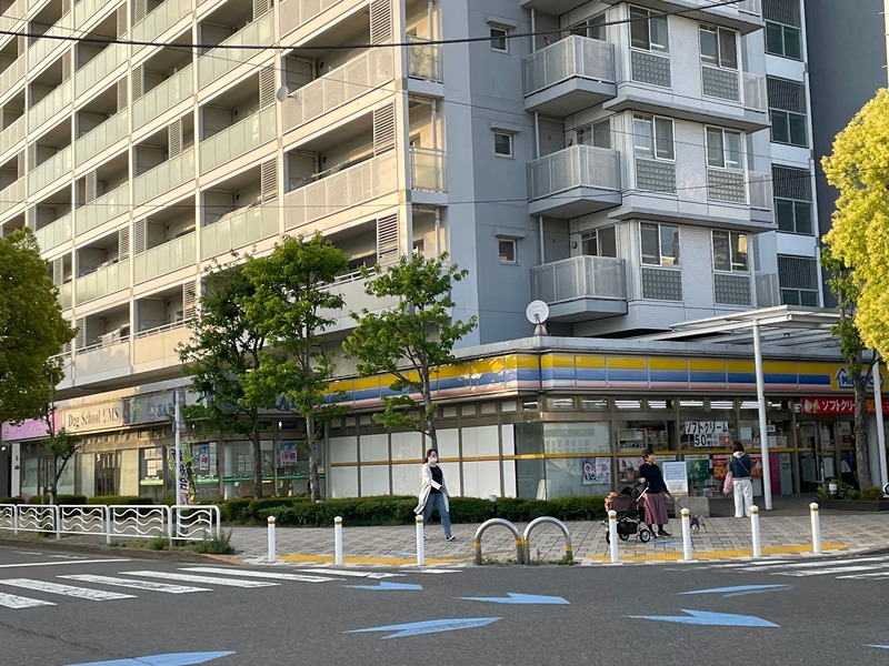 コンビニ　ミニストップ 潮見駅前店（コンビニ）まで425m