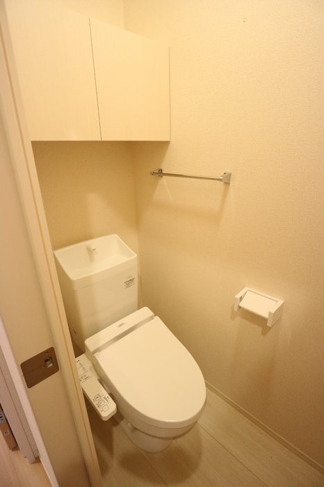 トイレ　トイレ(温水洗浄暖房便座)