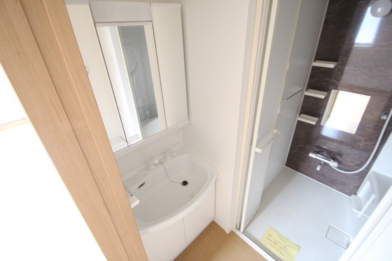 洗面設備　他号室のお写真です