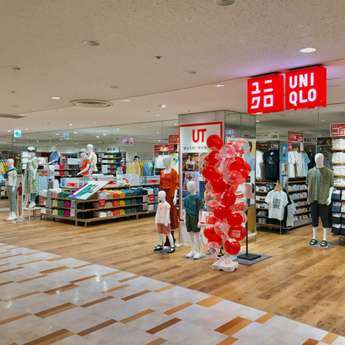 ショッピングセンター　ユニクロ日吉東急アベニュー店（ショッピングセンター）まで363m