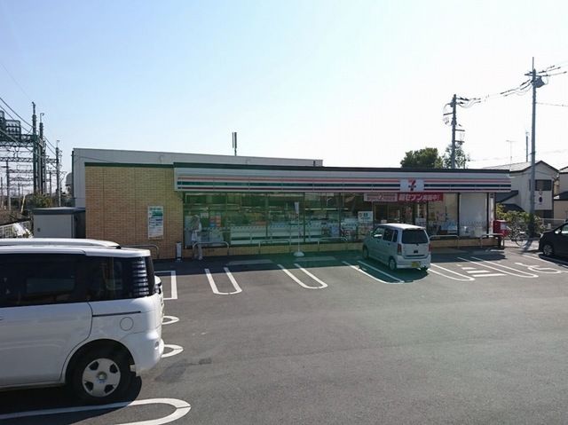 コンビニ　セブンイレブン（コンビニ）まで400m