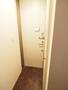 玄関　※同物件別部屋参考写真