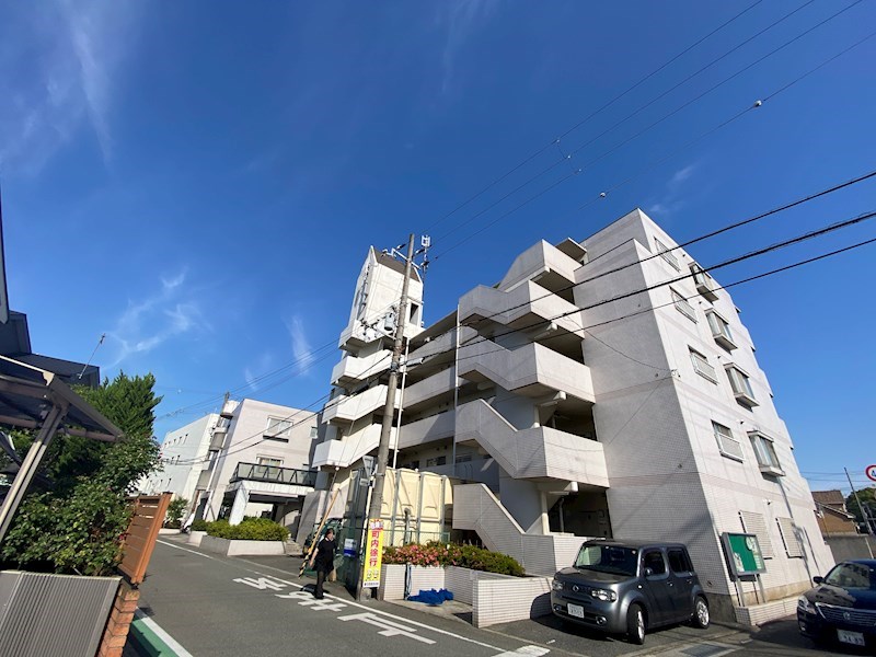 【姫路市飾磨区若宮町のマンションの建物外観】