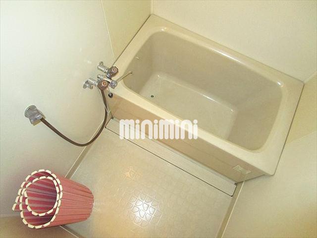 バス・シャワールーム　一日の疲れを癒せます。