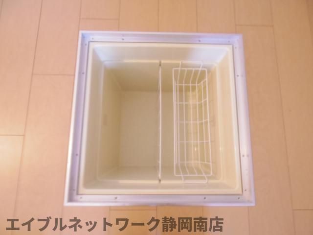 その他　床下収納