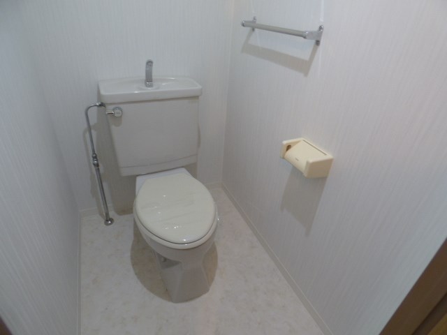 【緑の森ハウスのトイレ】