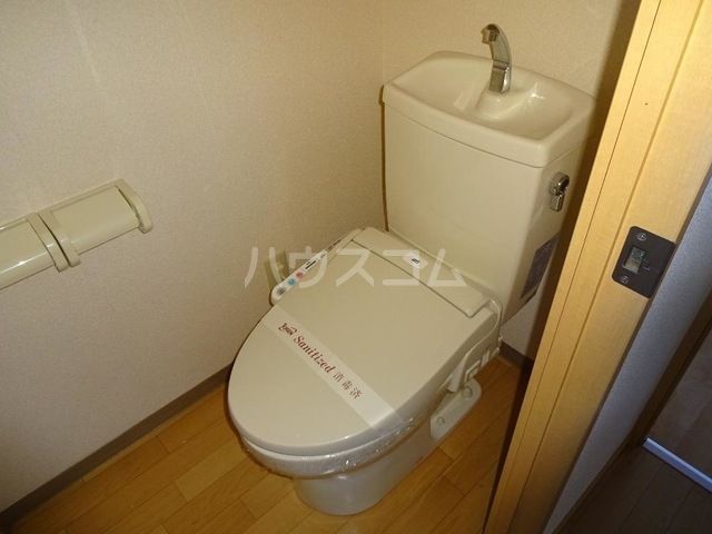 【瑞穂市稲里のアパートのトイレ】
