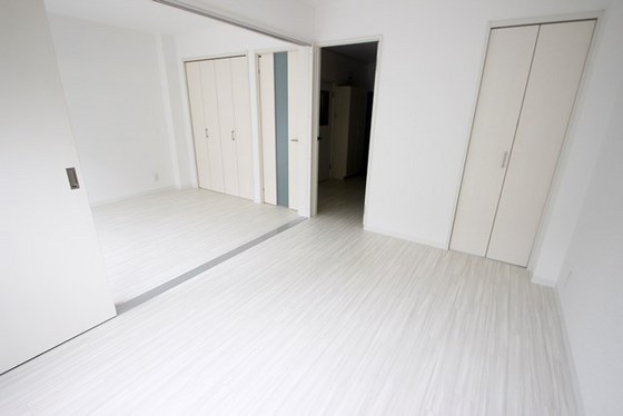 居室・リビング　※別部屋の写真です